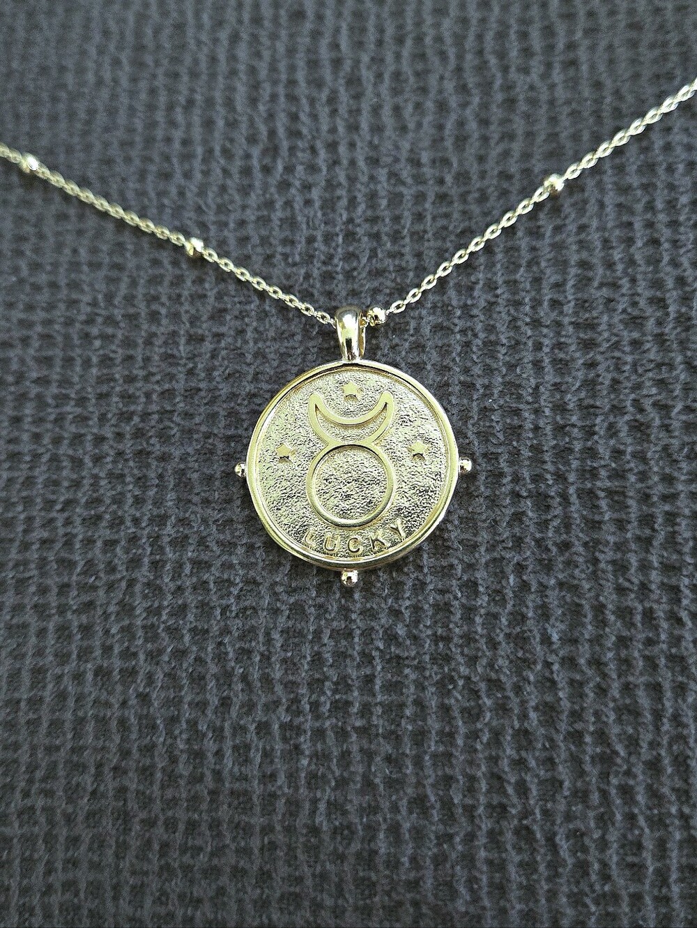 Mia Fiore "Lucky"🍀 Gold💛 Disc📀 Pendant Necklace - NWT
